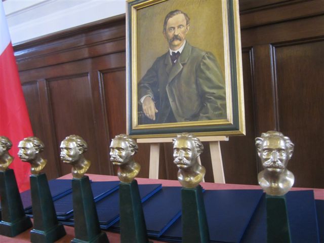 hipolity - Magdalena Konieczna