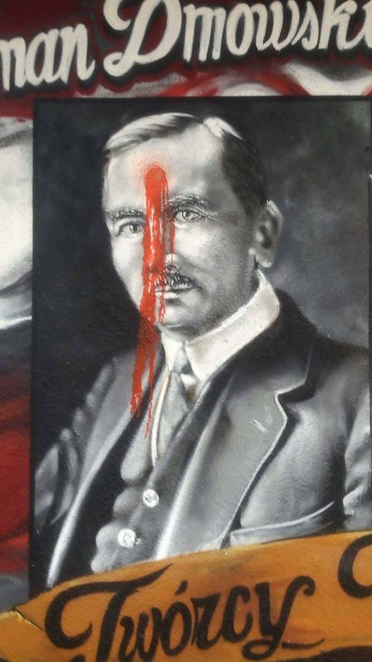 zniszczone murale Dmowski - Kaliscy Patrioci