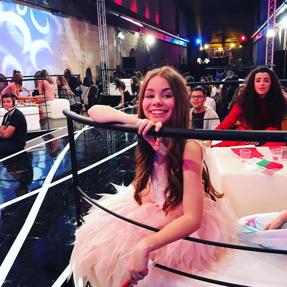 oliwia wieczorek - www.facebook.com/oliviawieczorekofficial