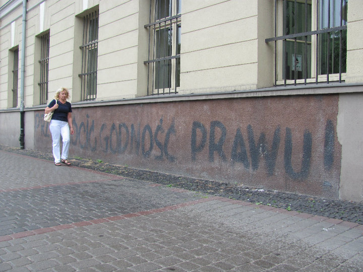 przywrócić godność prawu sąd kalisz - facebook.com/przywrocicgodnoscprawu