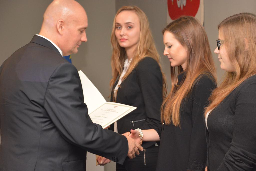 stypendia od premier - Wielkopolski Urząd Wojewódzki