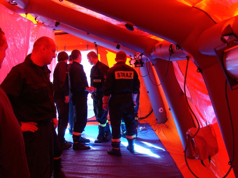 namiot pneumatyczny - PSP Nowy Tomyśl