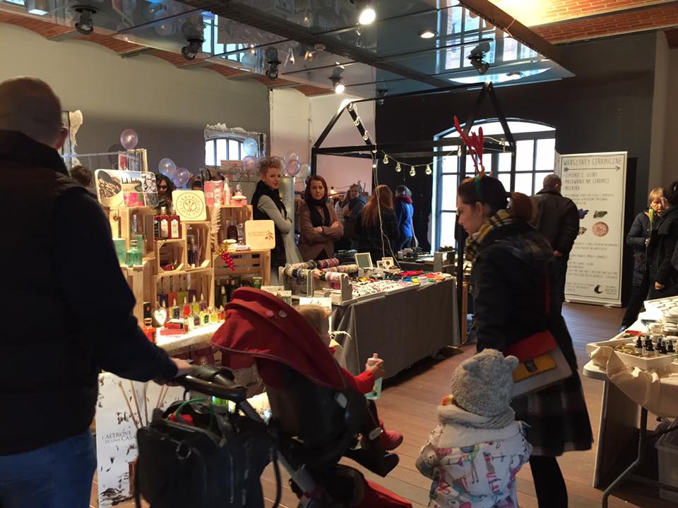 wolny targ świąteczny - facebook.com/wolnytarg