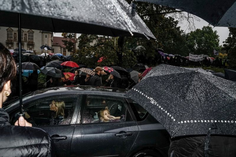 Czarny-poniedzialek- - Michał Adamski