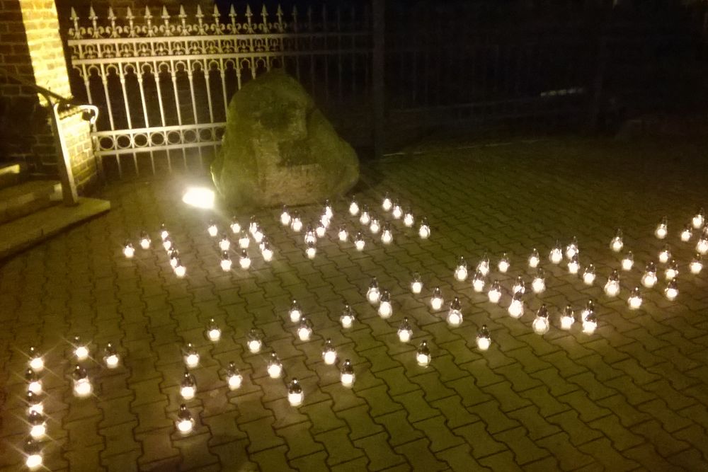 napis 13 grudnia (1) - Jacek Butlewski