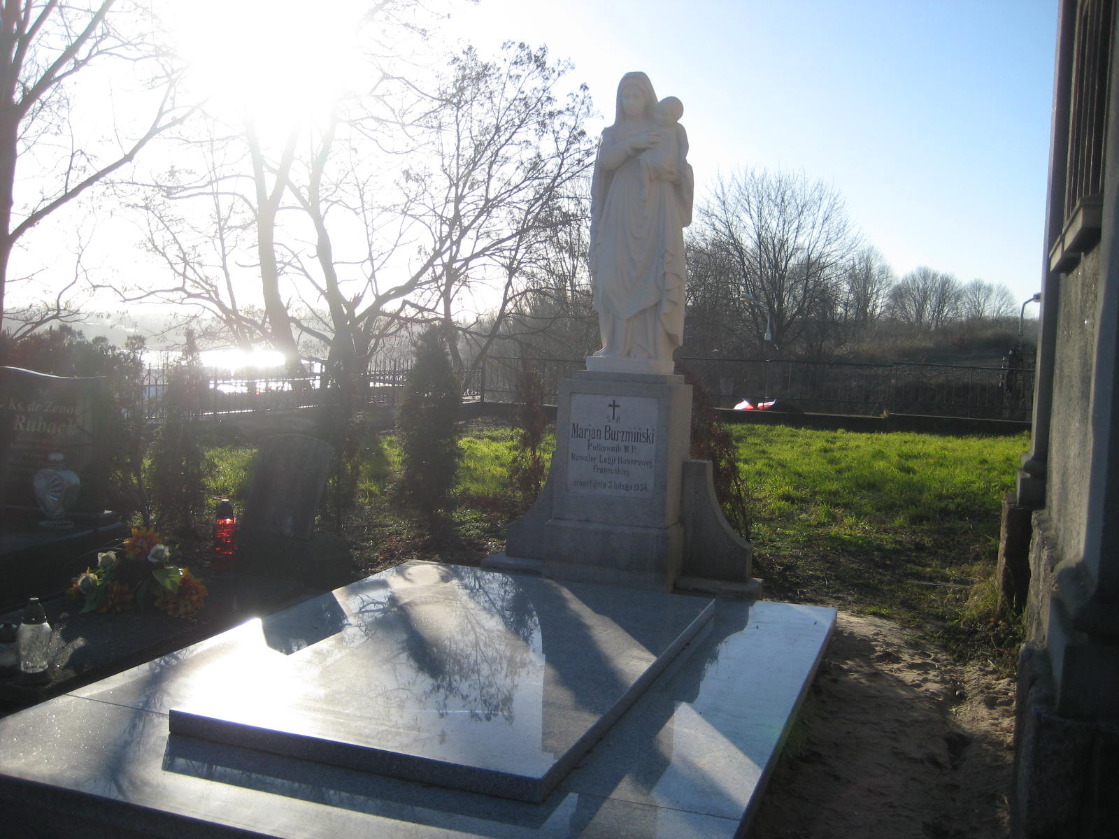 pomnik generała 2 - Rafał Muniak 