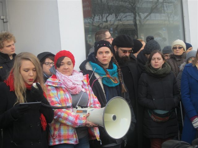 demonstracja antyprzemocowa - Magda Konieczna