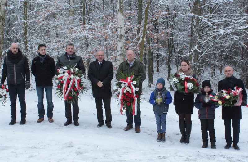 rozstrzelanym w skarszewskim lesie - Danuta Synkiewicz