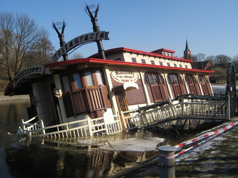 Missisipi - statek tonie - Wiesława Pinkowska