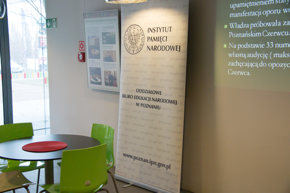 ipn w bibliotece podziemne radyjko5 - Tomasz Żmudziński