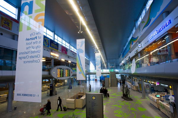 Lotnisko Ławica - terminal - Port Lotniczy Ławica