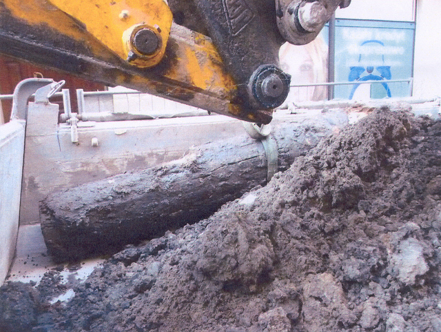 drewniana rura wodociągowa, kości - Aquanet