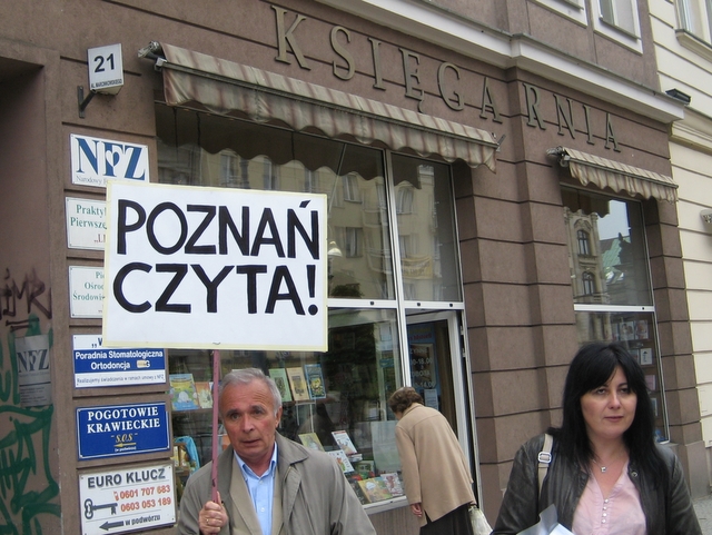Protest w obronie księgarni Jedynka - Aleksandra Włodarczyk