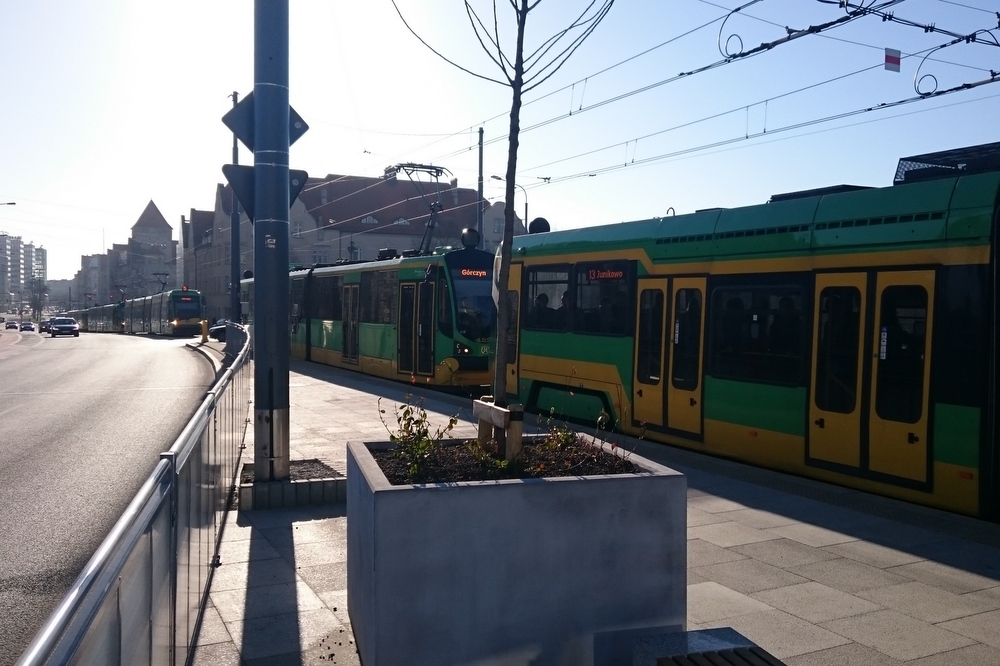 stoją tramwaje (1)