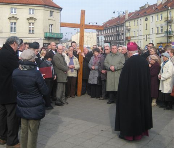 Droga Krzyżowa Kalisz - Danuta Synkiewicz