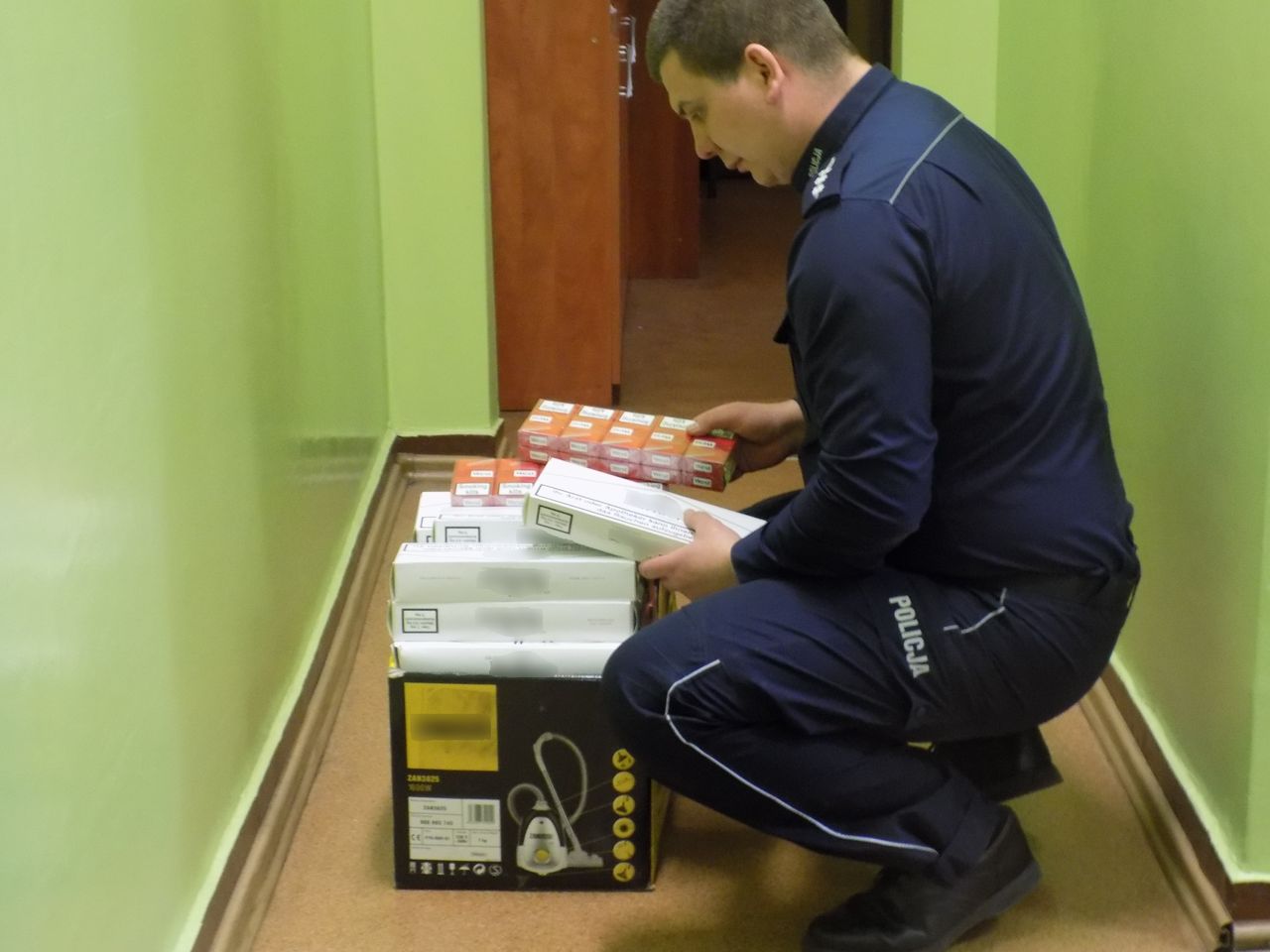 papierosy bez akcyzy - Policja Konin