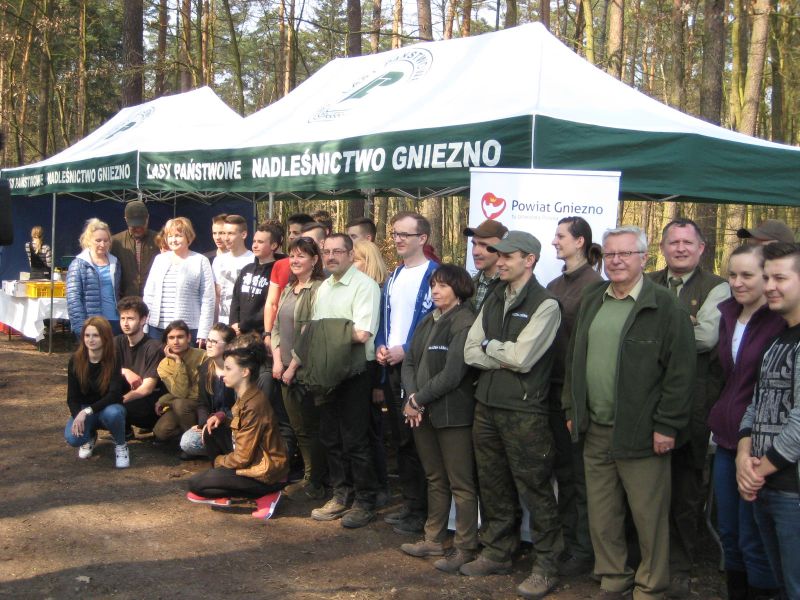 sadzenie lasu  - Rafał Muniak