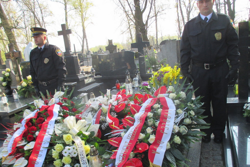 grób gabrieli zych (3) - Danuta Synkiewicz