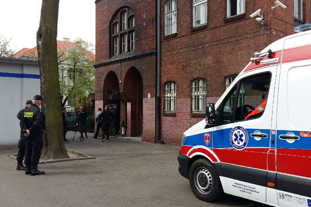 spadł sufit2 - Magda Konieczna