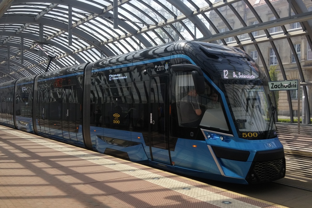 moderus gamma przystanek (1) - Jacek Cerkaski