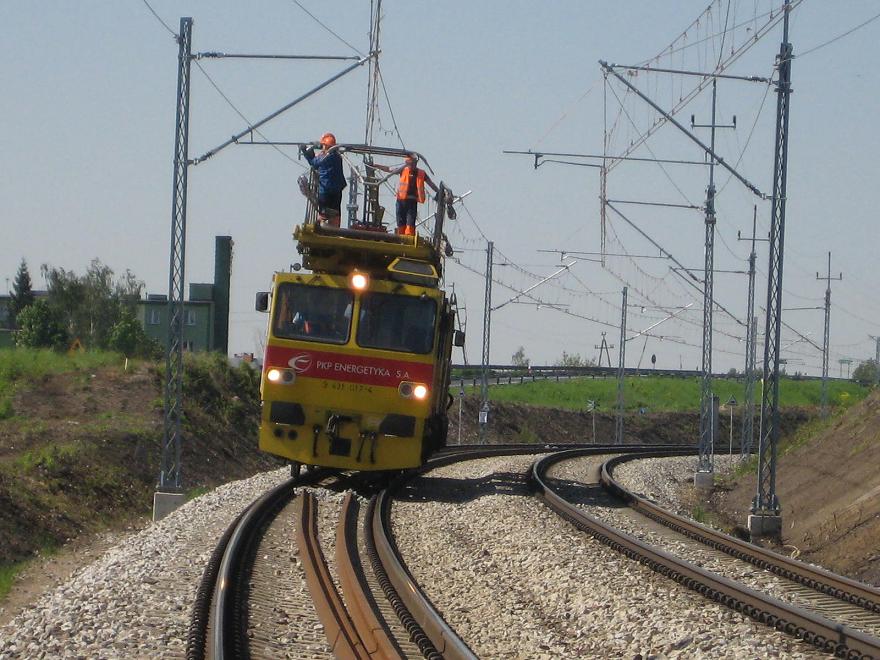 zerwana trakcja (2) - Rafał Muniak 