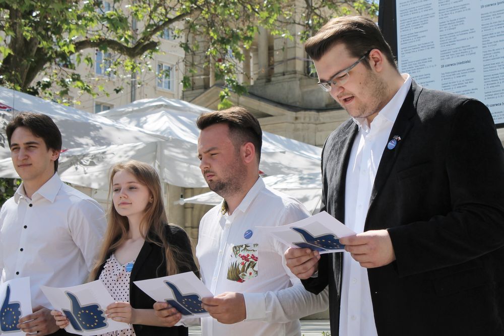 nowoczesna o fladze ue - mat. pras