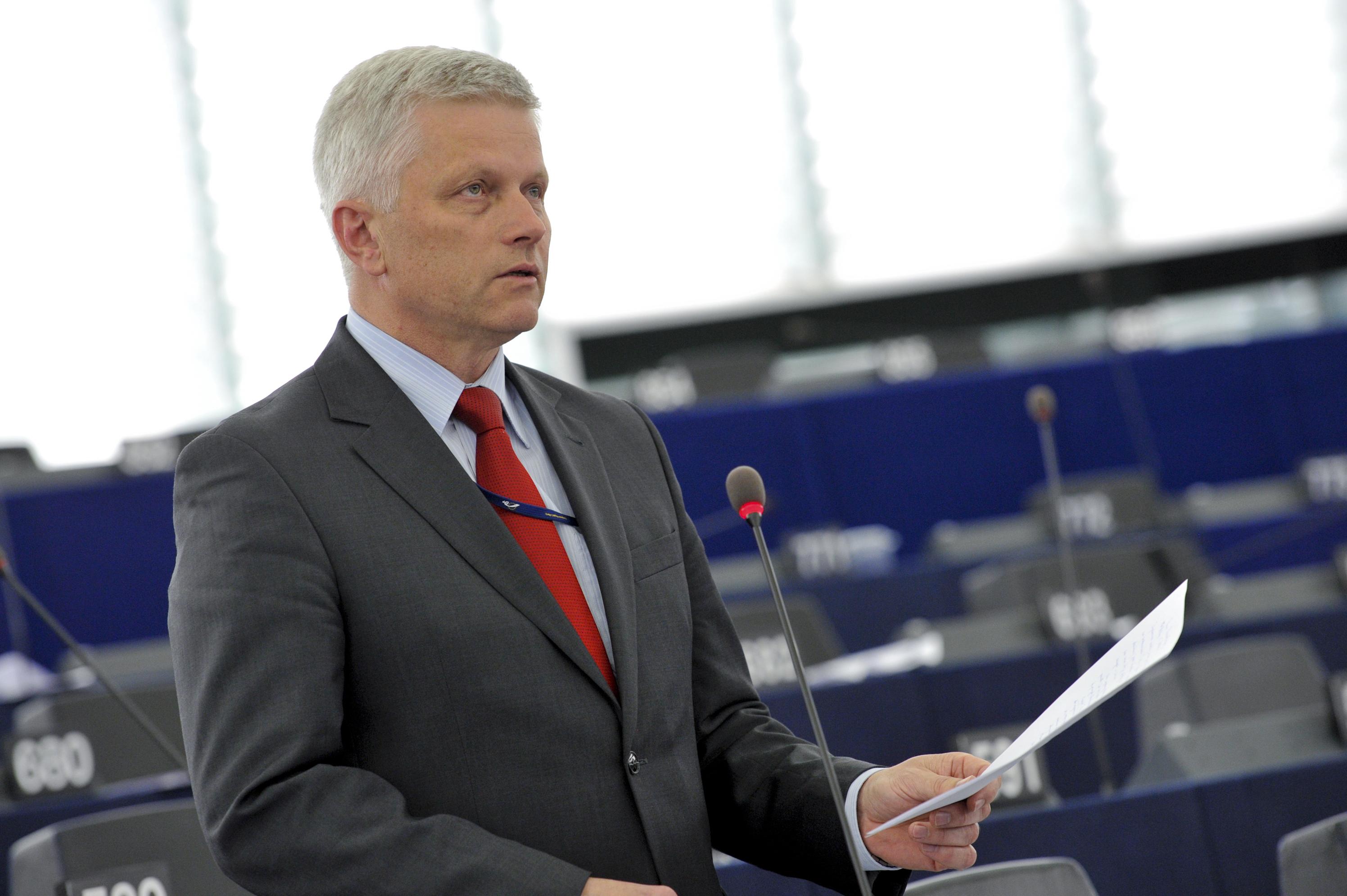 Andrzej Grzyb - Strona internetowa Andrzeja Grzyba