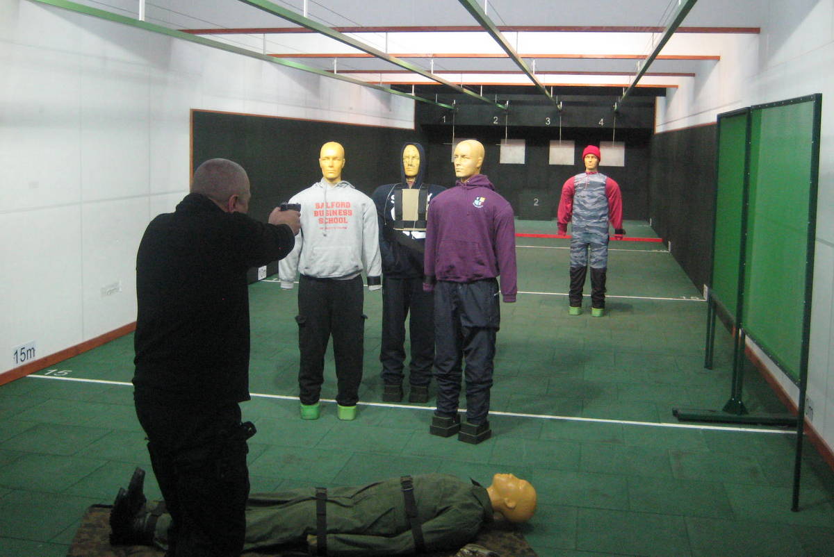 policja i manekiny gniezno - Rafał Muniak