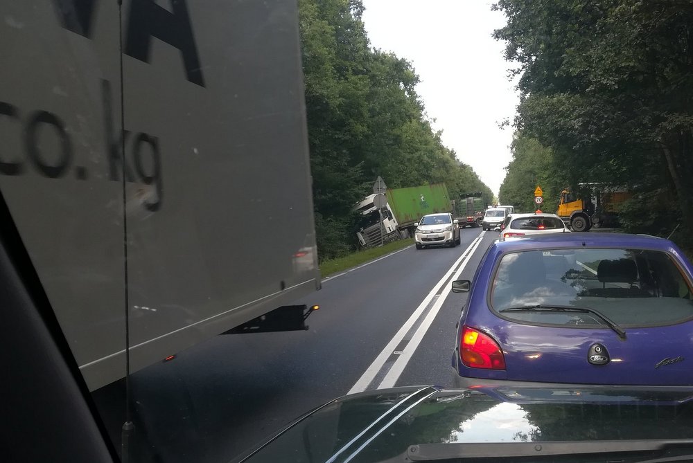 tir w rowie kórnik - Kamil/Twitter