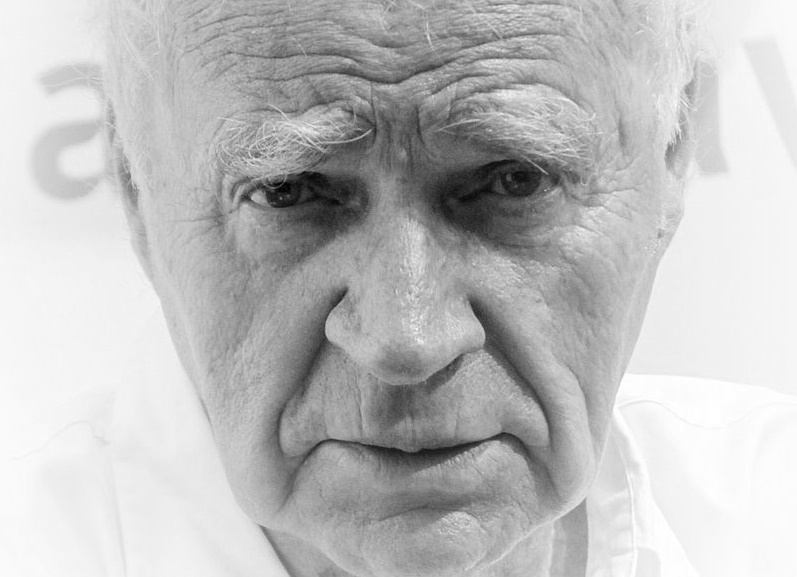 Janusz Głowacki - By Kontrola - Praca własna, CC BY-SA 4.0, https://commons.wikimedia.org/w/index.php?curid=52728832