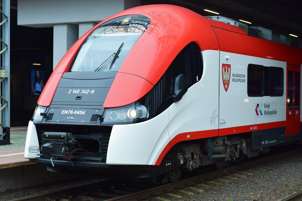 kolej pociąg KW Elf - Przemysław Zabawa