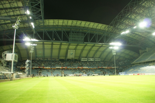 Stadion nocą - EURO Poznań 2012   