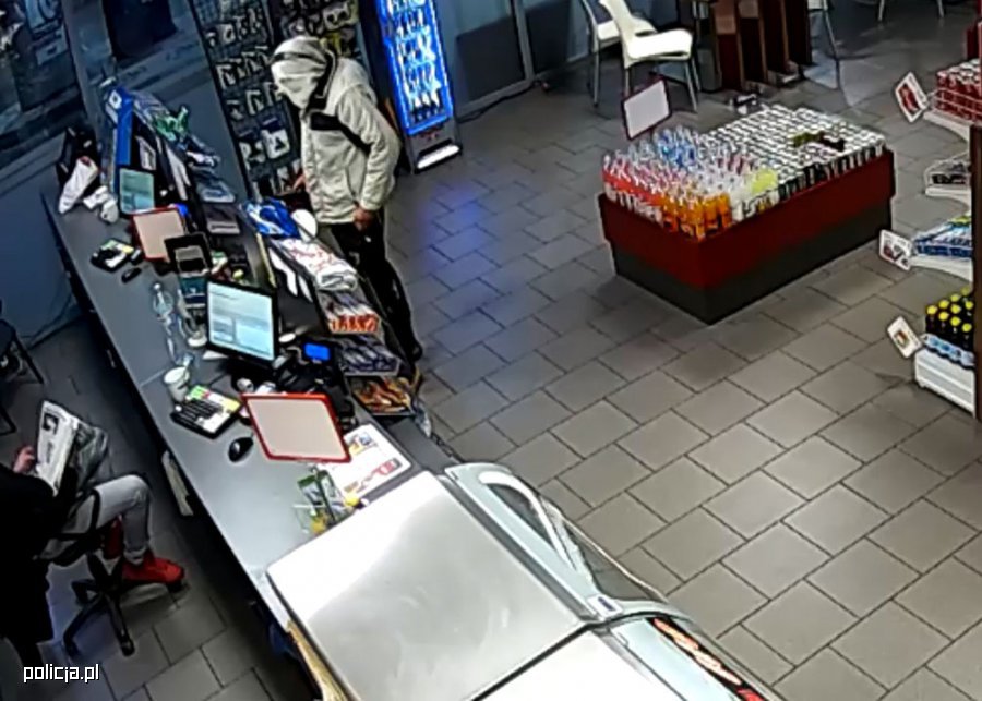 napad na stację we wschowie - policja.pl