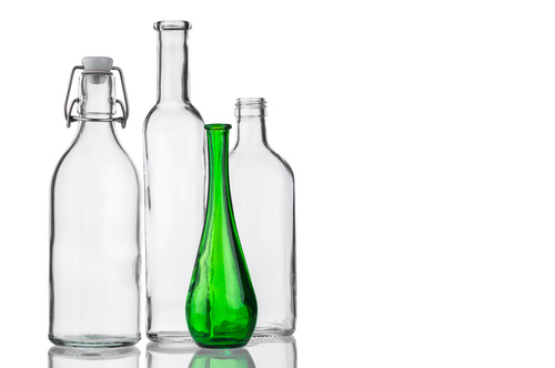 puste butelki trzeźwość - Fotolia