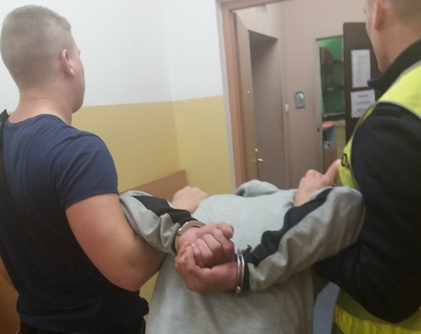 chodzież siekiera konkubina - KPP Chodzież