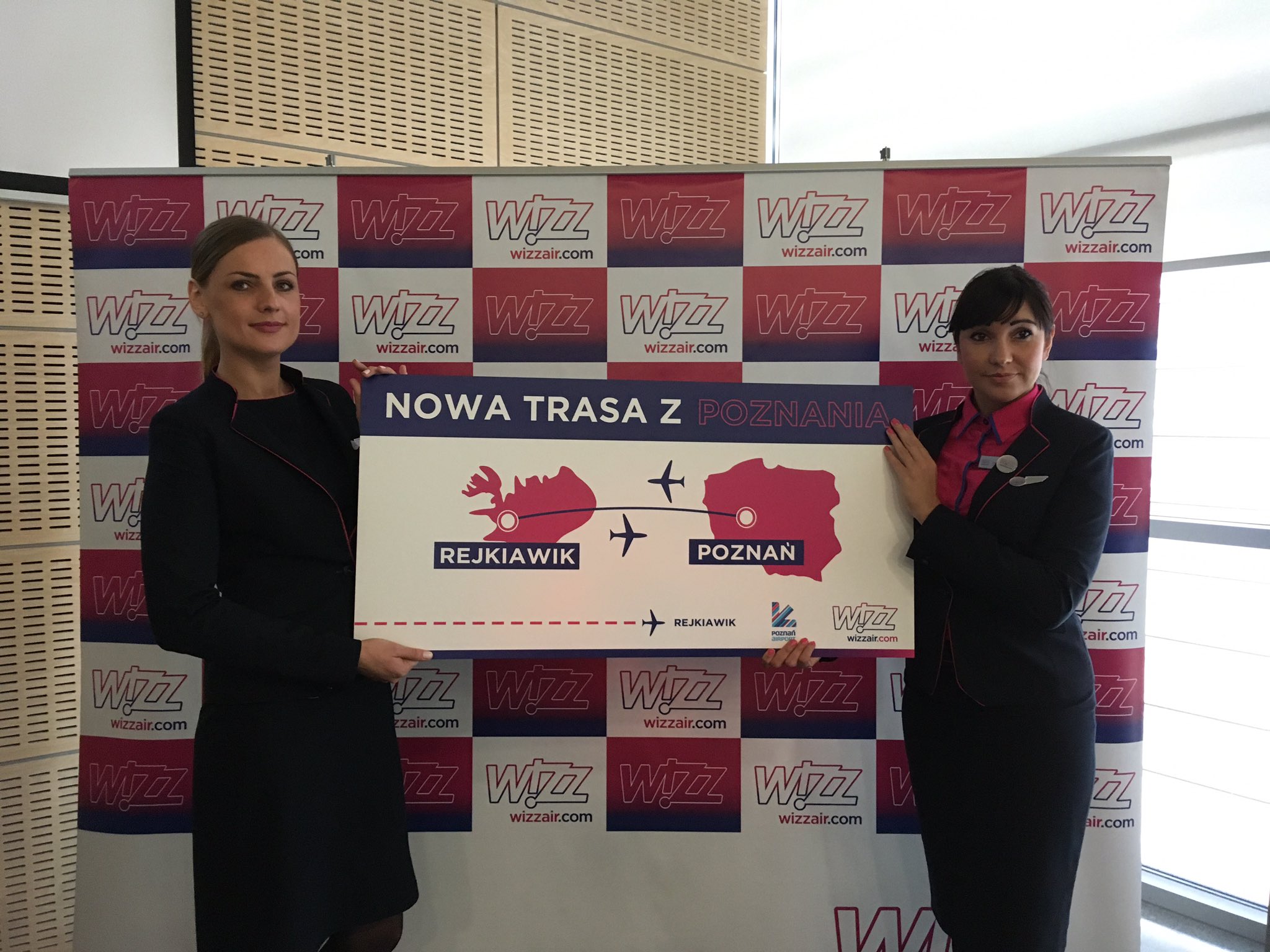 poznan reykjavik loty wizzair ławica - Adam Michalkiewicz