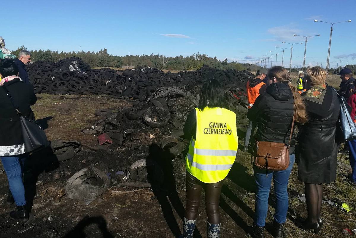 opony składowisko śmietnisko śmieci gębarzewo - Rafał Muniak