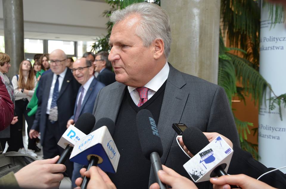 Aleksander Kwaśniewski na WNPiD UAM w Poznaniu - WNPiD UAM Facebook