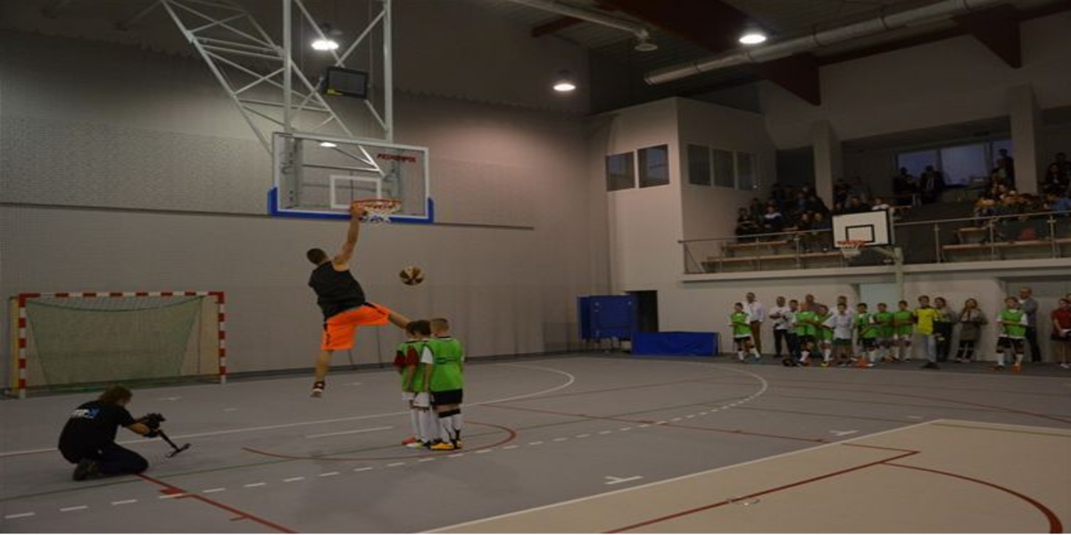 hala wieleń - Urząd Miejski w Wieleniu