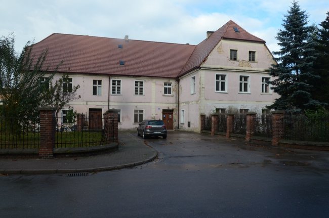 pastorówka Leszczyńskie Centrum Usług Senioralnych  - Urząd Miasta Leszna