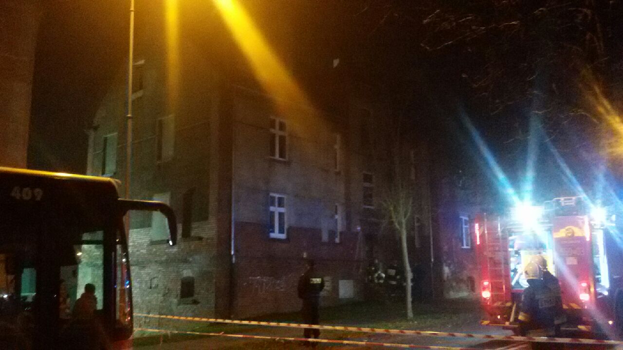 Pożar kamienicy w Pile - PSP Piła