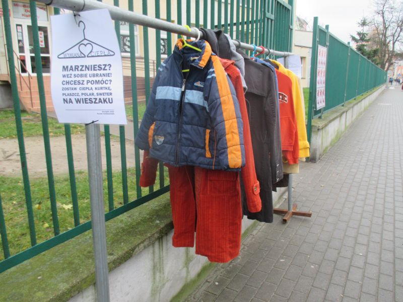 wieszaki Kalisz - Danuta Synkiewicz