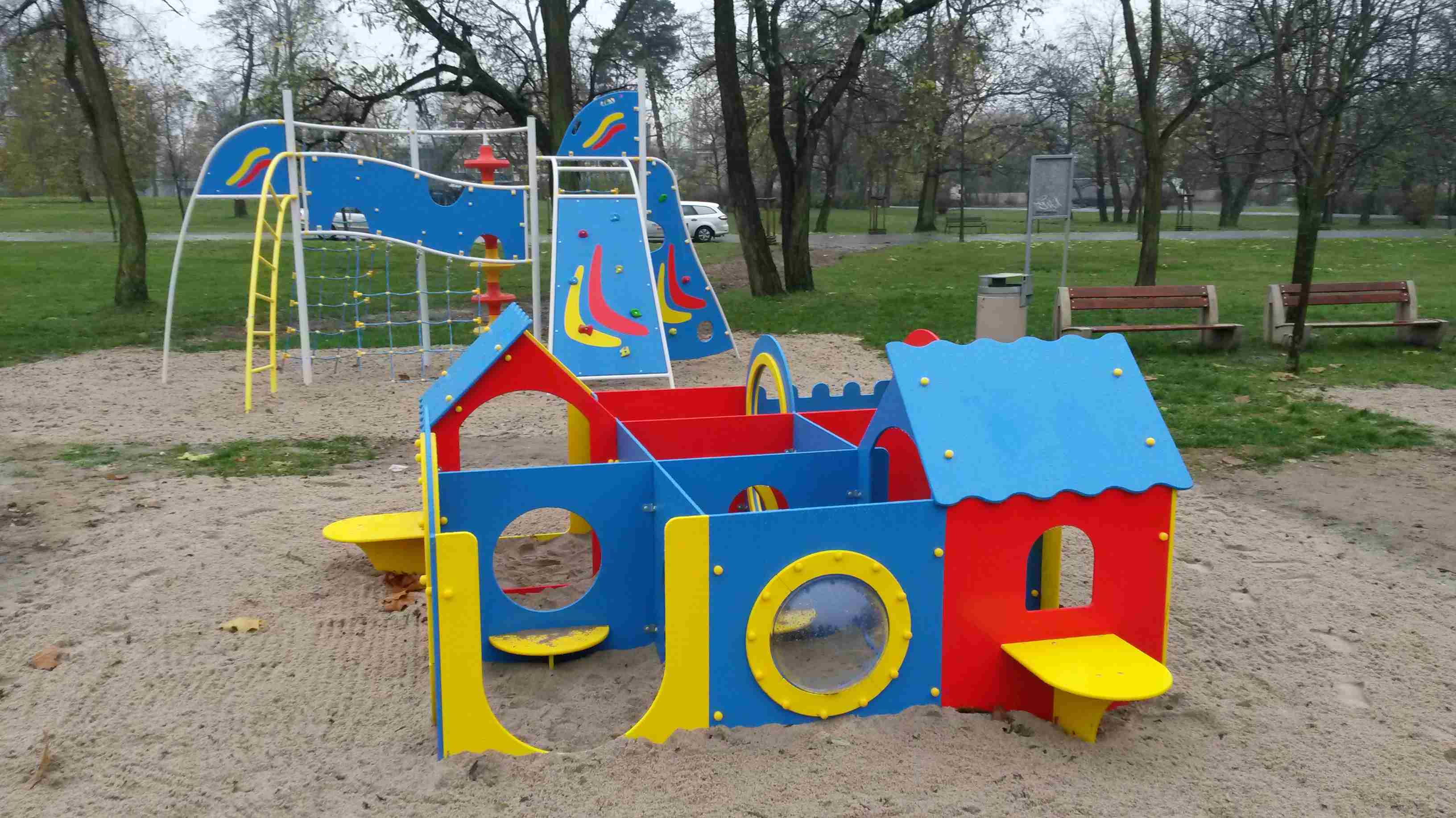 Otwarto nowy plac zabaw w Poznaniu - Jacek Butlewski