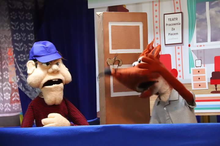 Teatr lalek przedstawienie Rakoniewice policja bezpieczeństwo - KPP Grodzisk Wlkp.