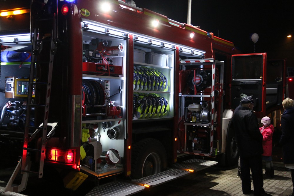 nowy wóz strażacki OSP Kamionki - Leon Bielewicz