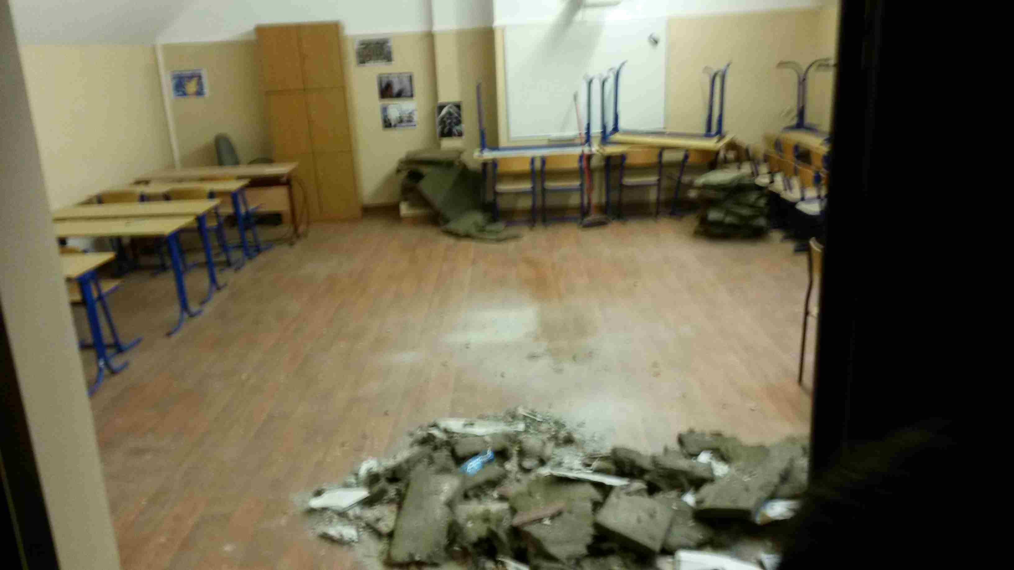 zawalił się sufit w Zespole Szkół Komunikacji w Poznaniu - Jacek Butlewski