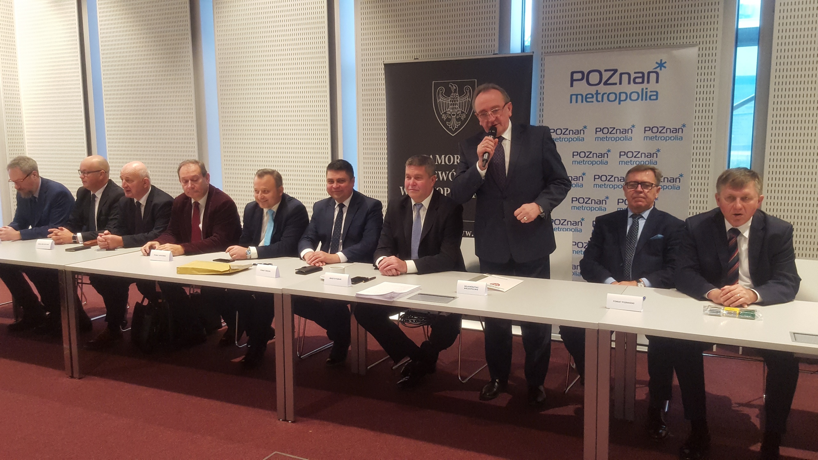 kolej metropolitalna podpisanie - Michał Jędrkowiak