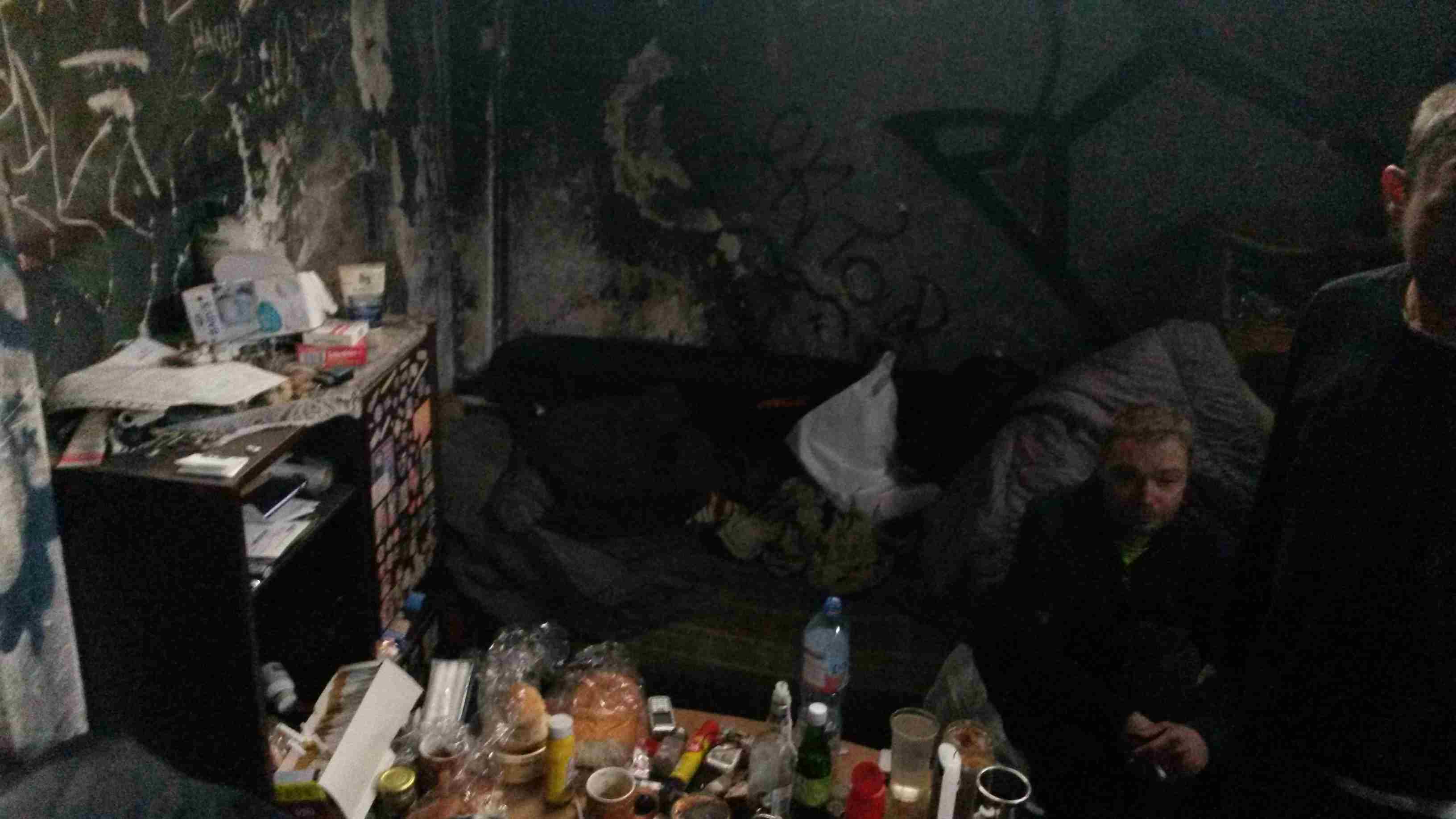 przekazali paczki bezdomnym, pustostan - Jacek Butlewski