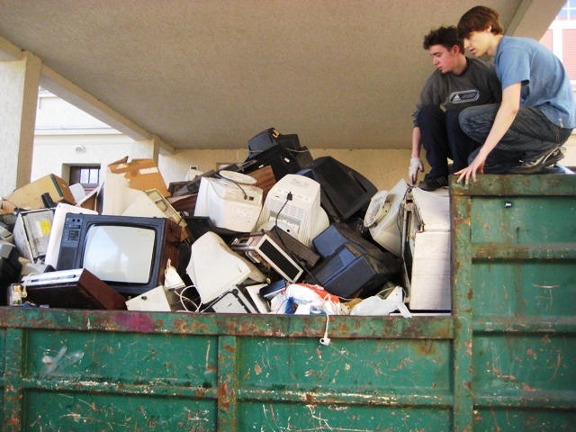 elektrośmieci - Rafał Regulski