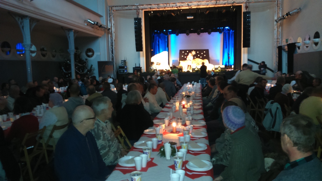 wigilia dla bezdomnych leszno - Jacek Marciniak